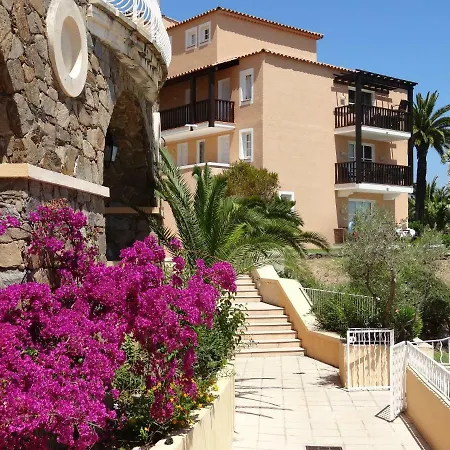 Vue Et Esterel Апартаменты *