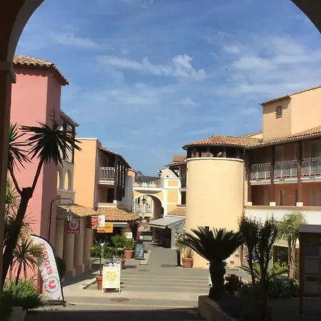 Vue Et Esterel Saint-Raphael (Var)