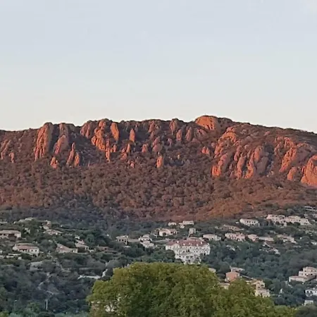 Vue Et Esterel Apartmán *