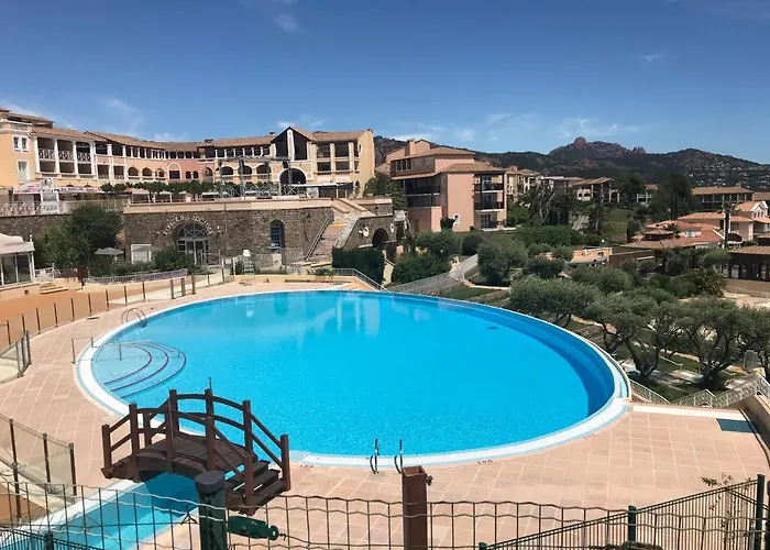 Vue Et Esterel Apartmán *