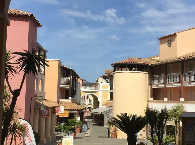 Vue Et Esterel Saint-Raphaël